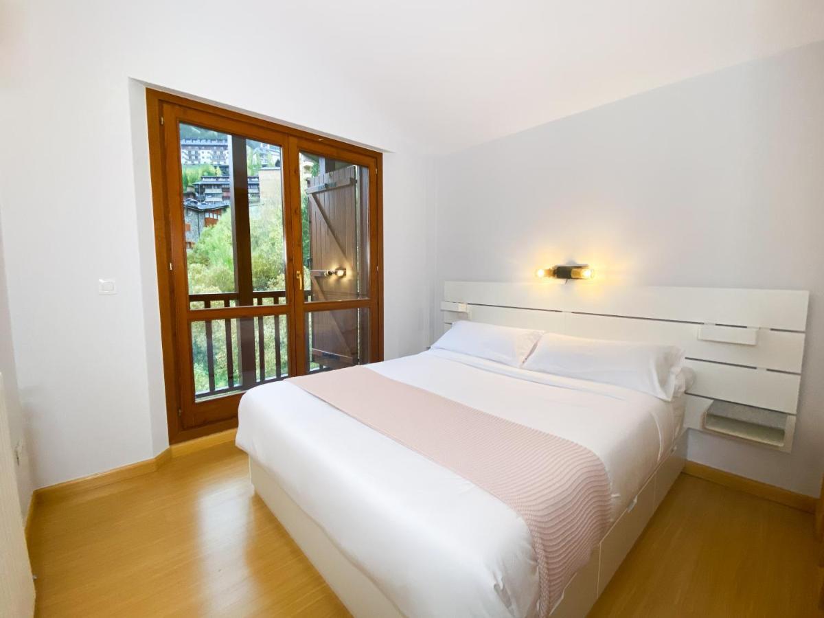 Atico De 3 Con Vistas Al Valle De Incles Y Balcon - 6pax - Parking Incluido L By Bonesvacances Apartment Soldeu