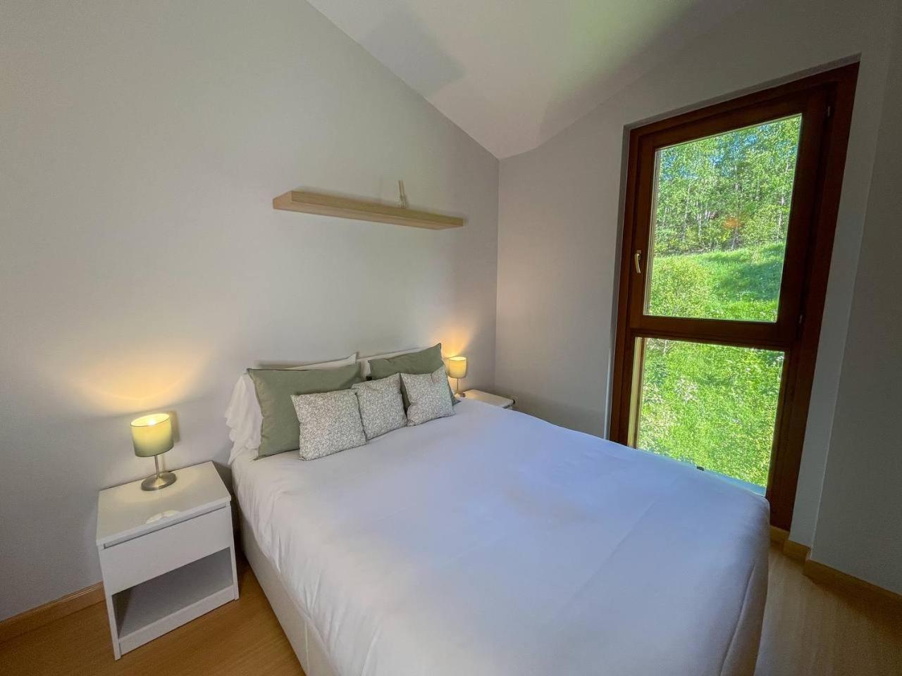 Atico De 3 Con Vistas Al Valle De Incles Y Balcon - 6pax - Parking Incluido L By Bonesvacances Apartment